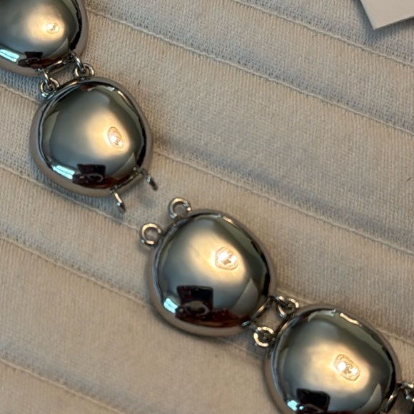 Meet your Posher, Julie - Picture 6 of 7